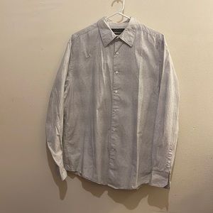 Axist Men’s XL White City Dressing Patterned Dress Shirt.